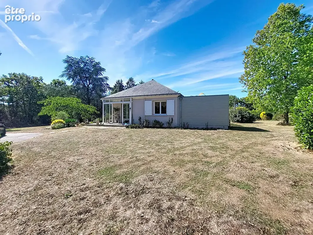 Maison traditionnelle à Carquefou - Un havre de paix sur un terrain arboré - photo 14