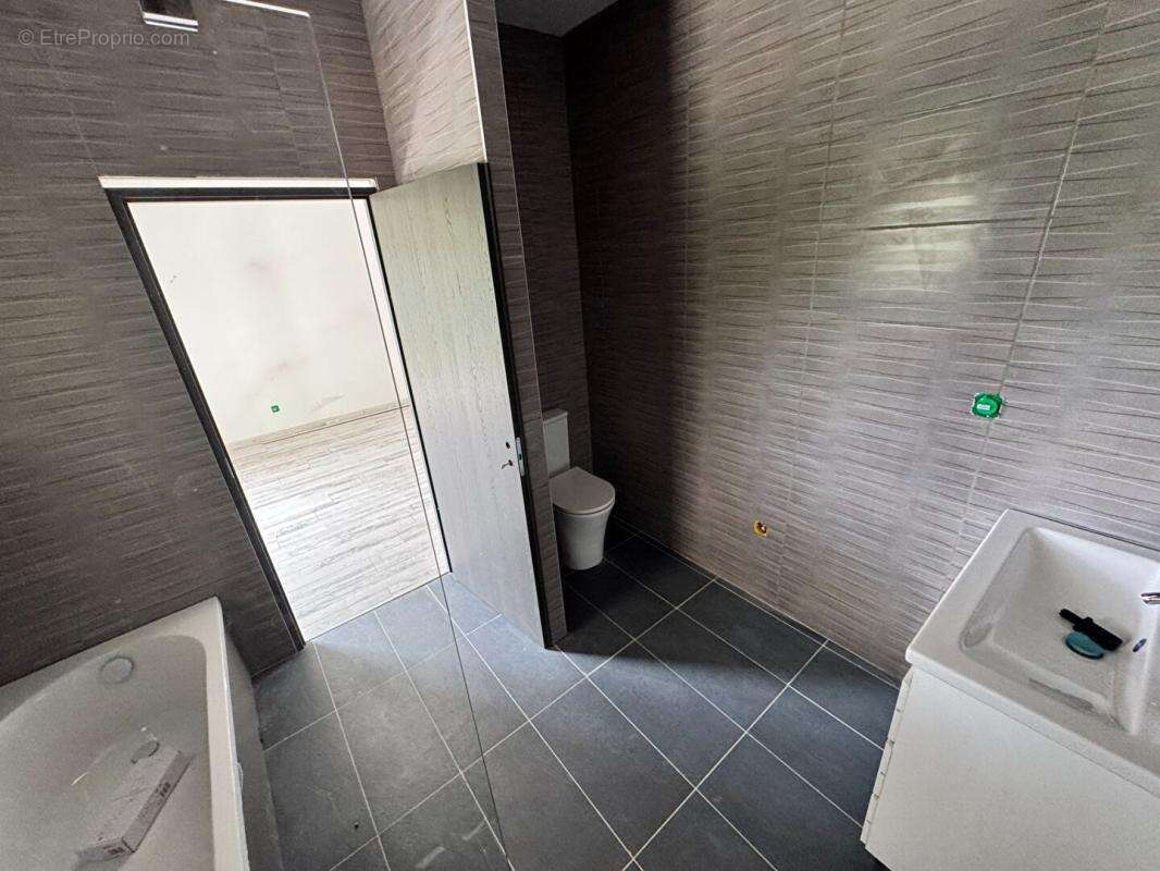 16100 Maison Neuve Cognac - photo 9