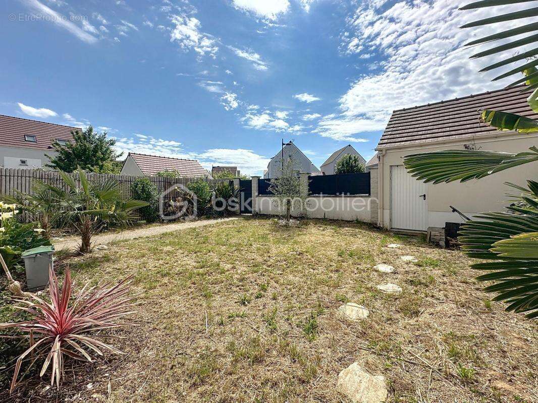 Maison à SAINT-PIERRE-DU-PERRAY