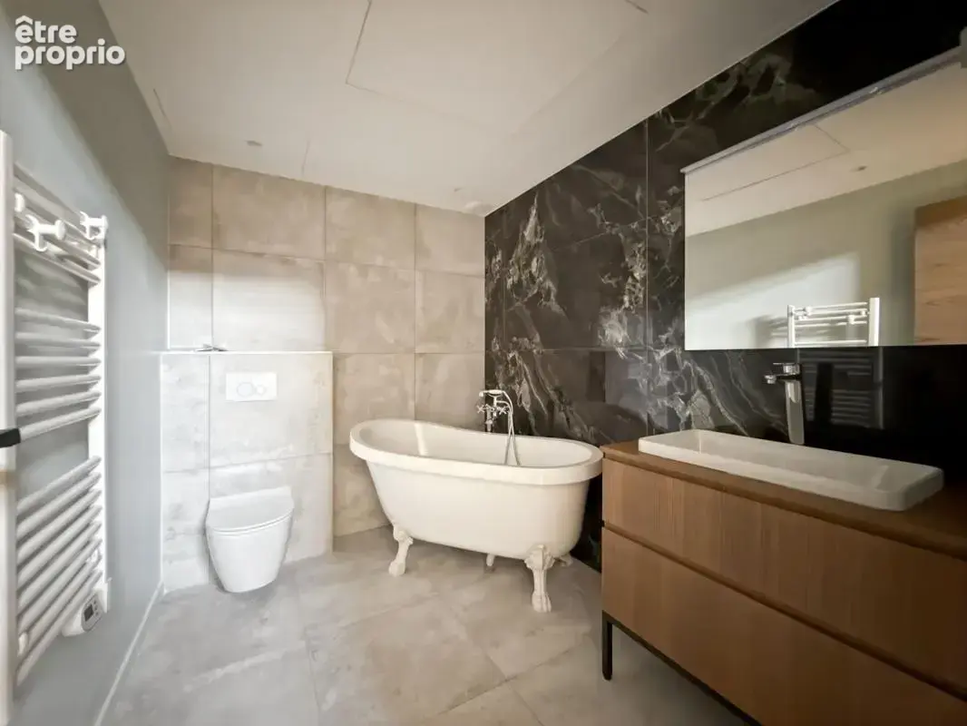 NICE Garibaldi 3P 79m² dernier étage entièrement rénové calme - photo 17