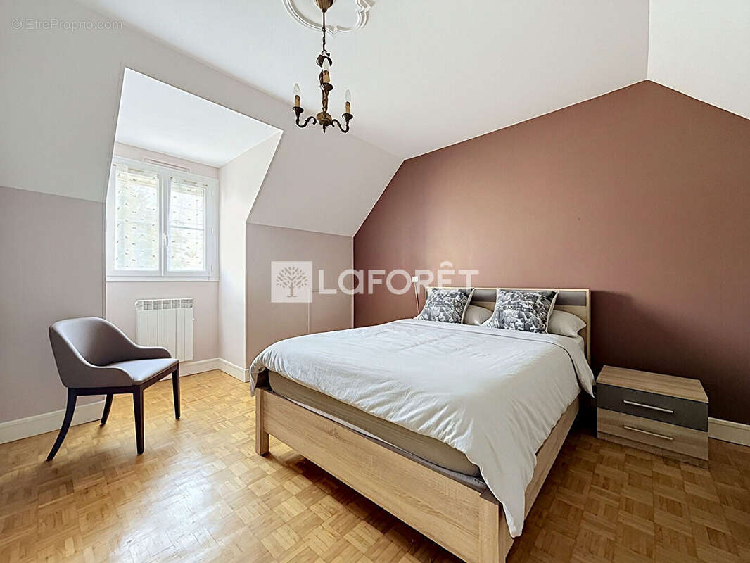 Maison 3 chambres sur sous-sol Doué-la-Fontaine - photo 5