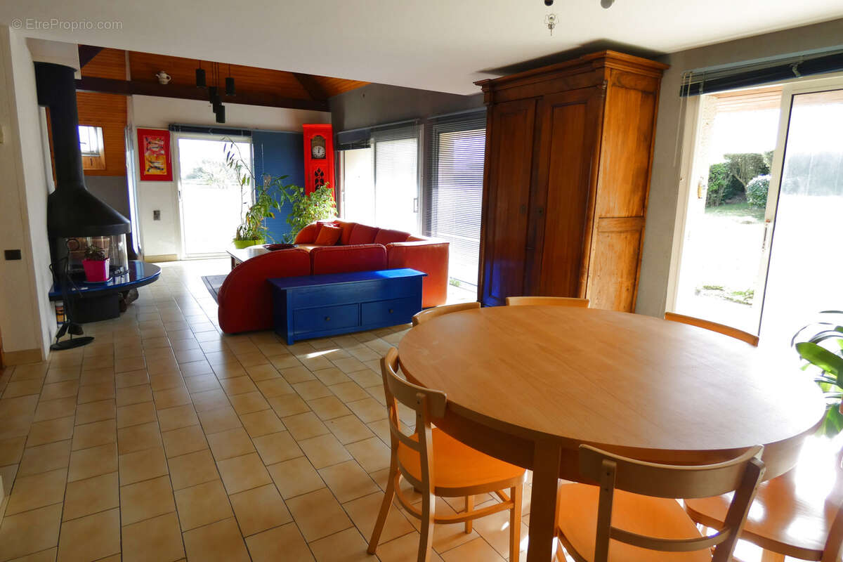 Maison à SANTEC