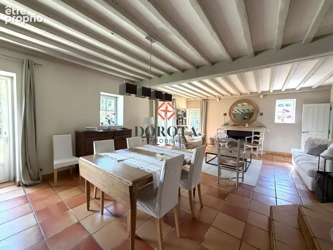 Maison 202 m² à Saint-Ismier  - photo 5
