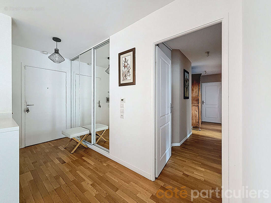 Appartement à ISSY-LES-MOULINEAUX