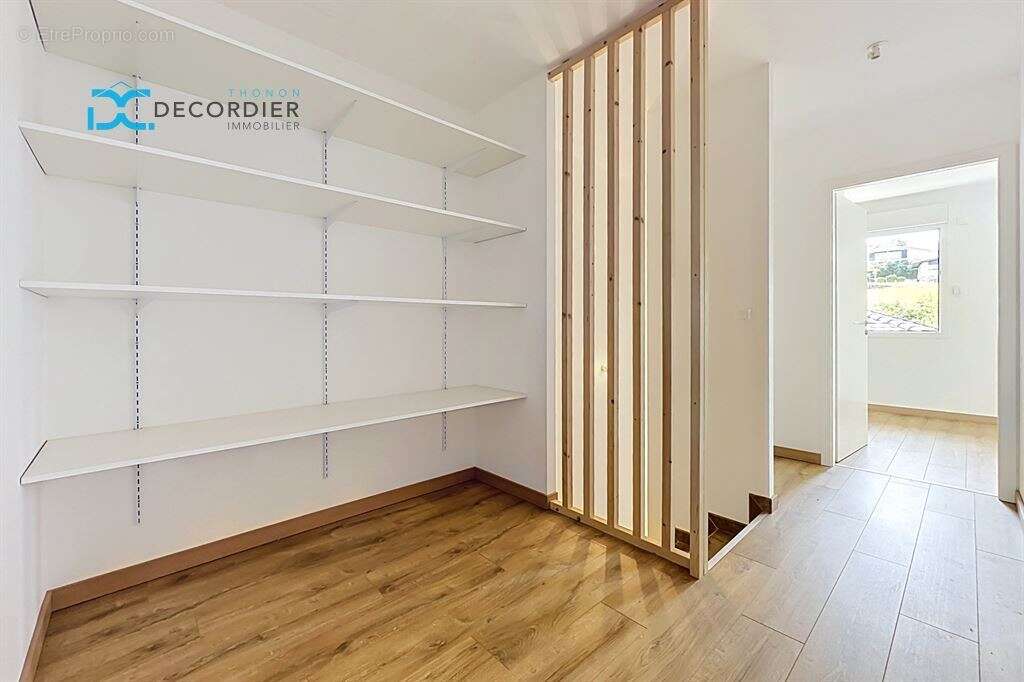 Superbe T5 Duplex récent avec terrasse, double garage et excellent DPE A/A !  - photo 21