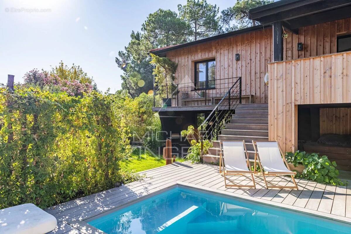 Maison à LE BOUSCAT