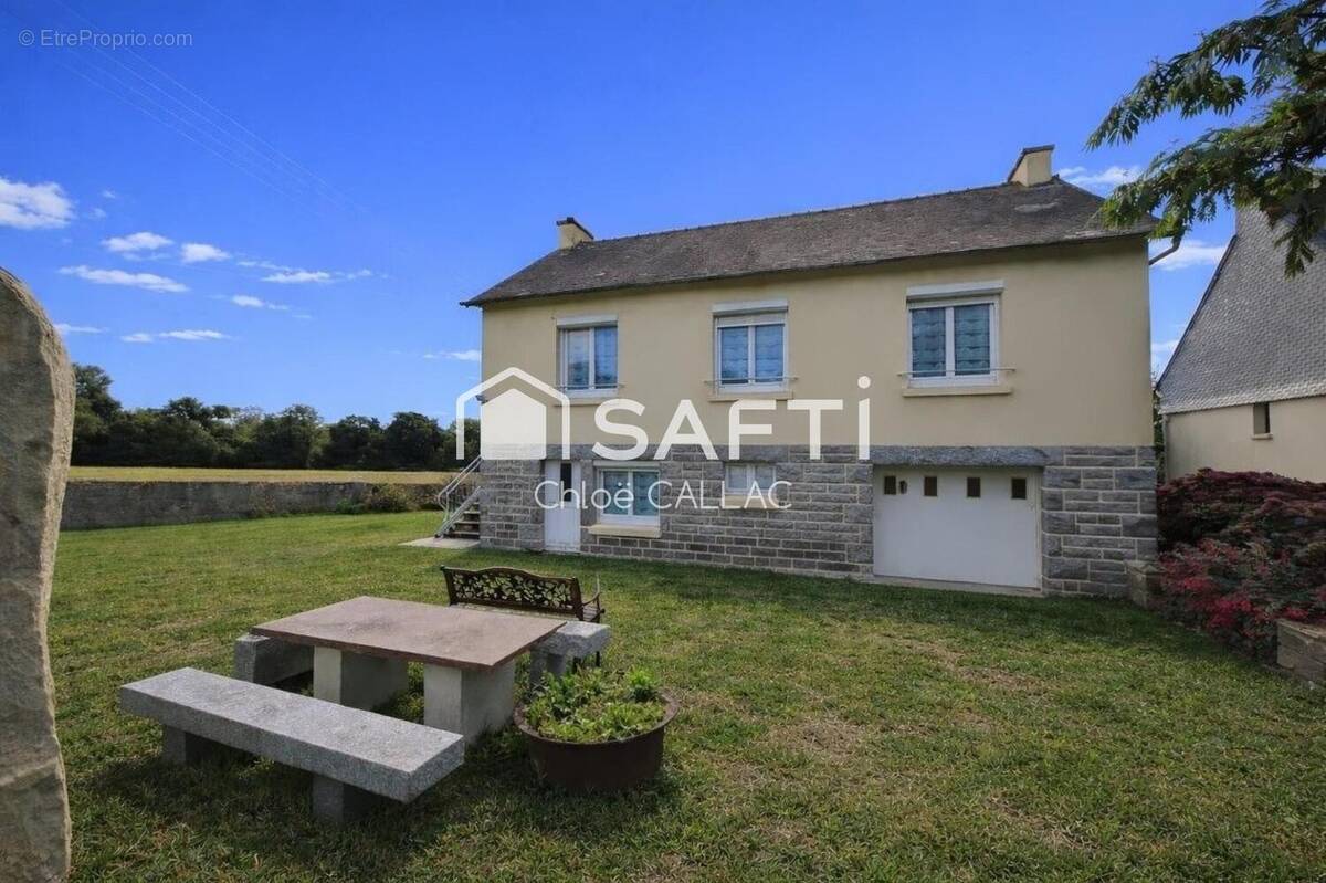 Photo 1 - Maison à SAINT-NICOLAS-DU-PELEM