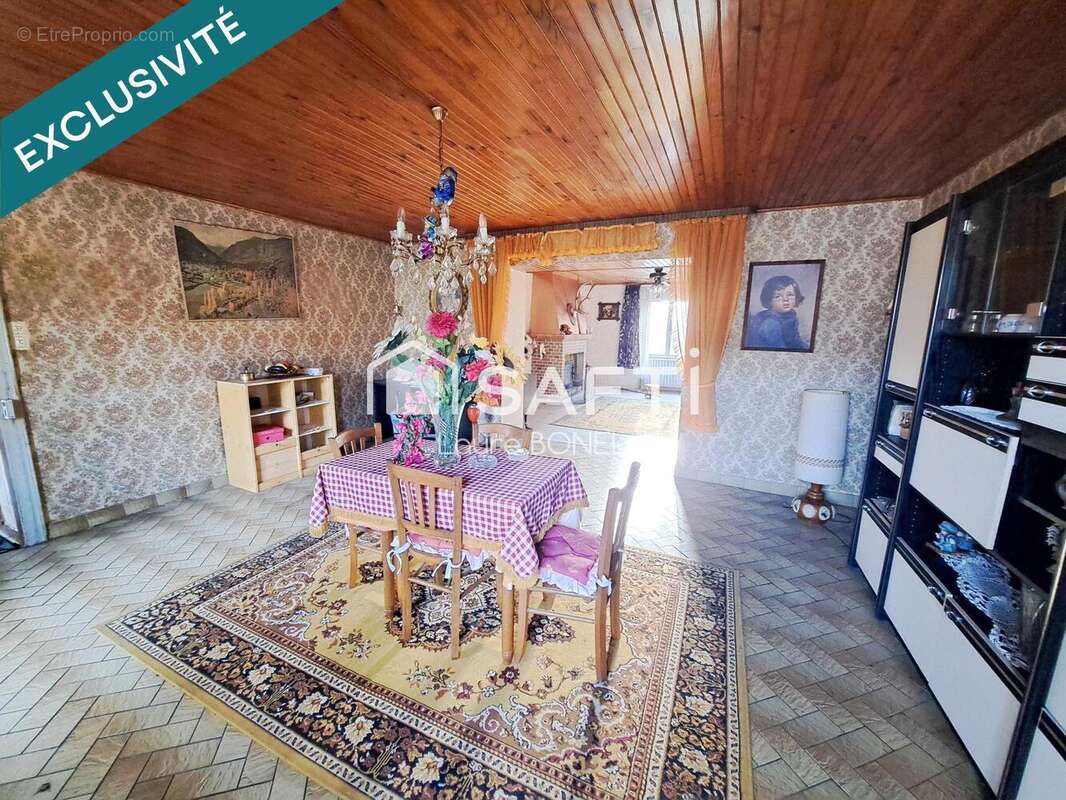 Maison 164 m² à Repel  - photo 2