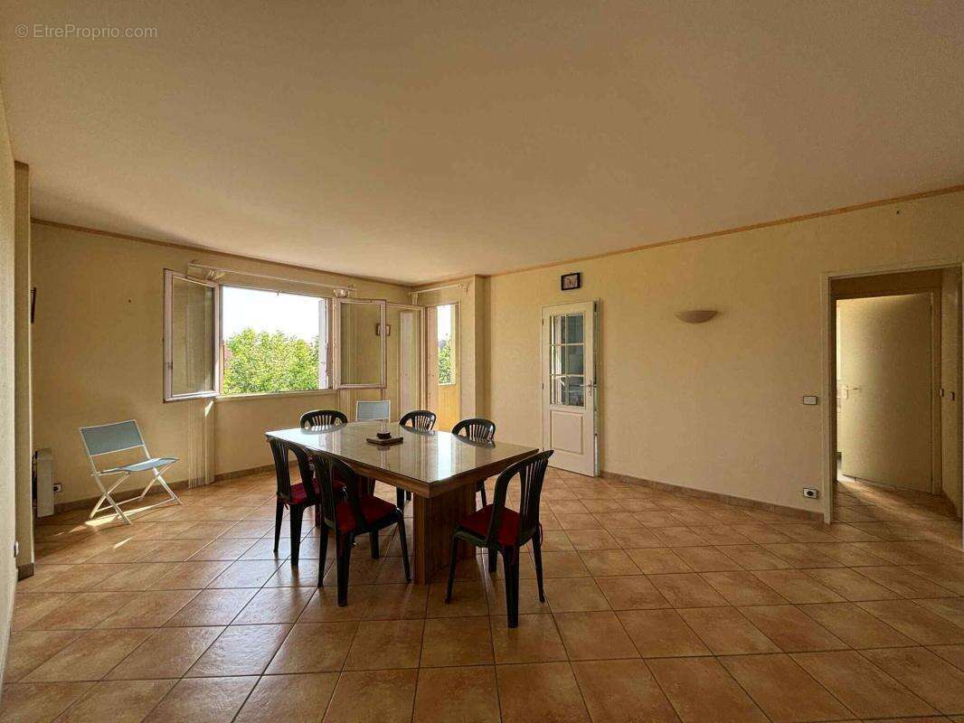 Appartement à REVEL