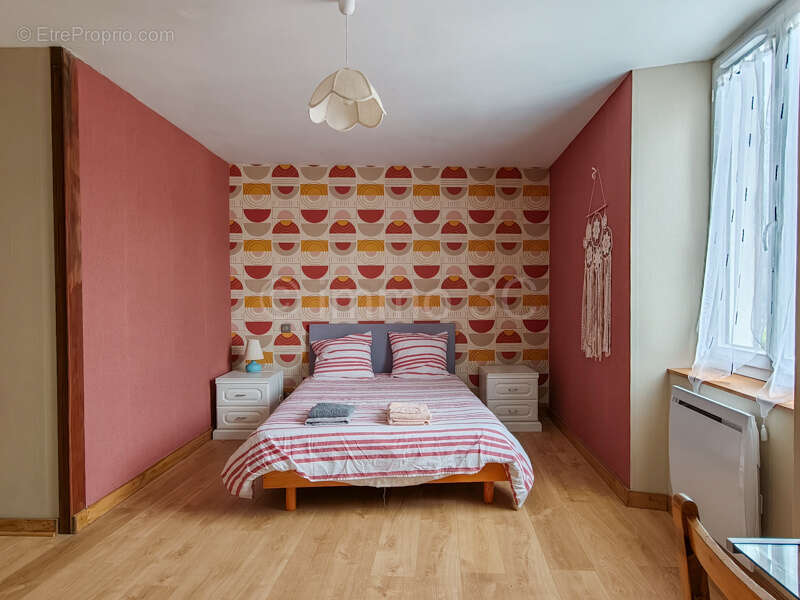 Maison à SAUZE-VAUSSAIS