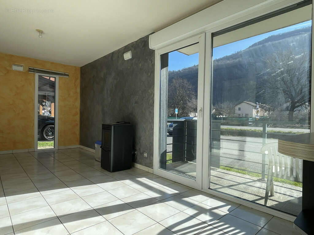 Appartement à TENCIN