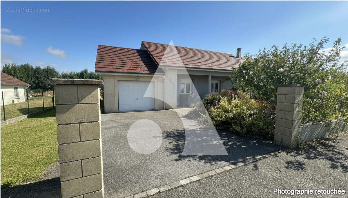 Maison de plain-pied de 122 m² à BALLEVILLE - photo 12