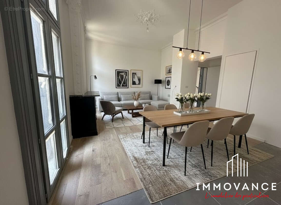 Appartement à VALERGUES