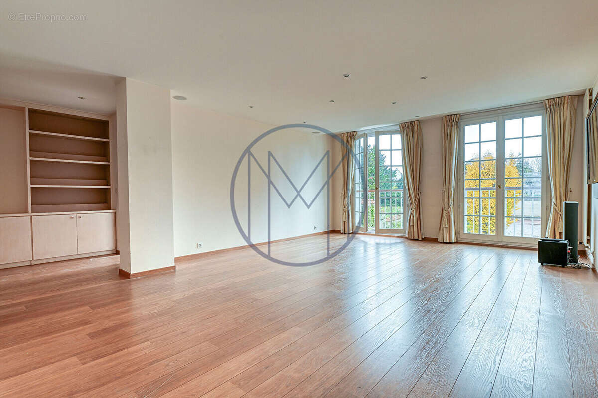 Appartement à VERSAILLES