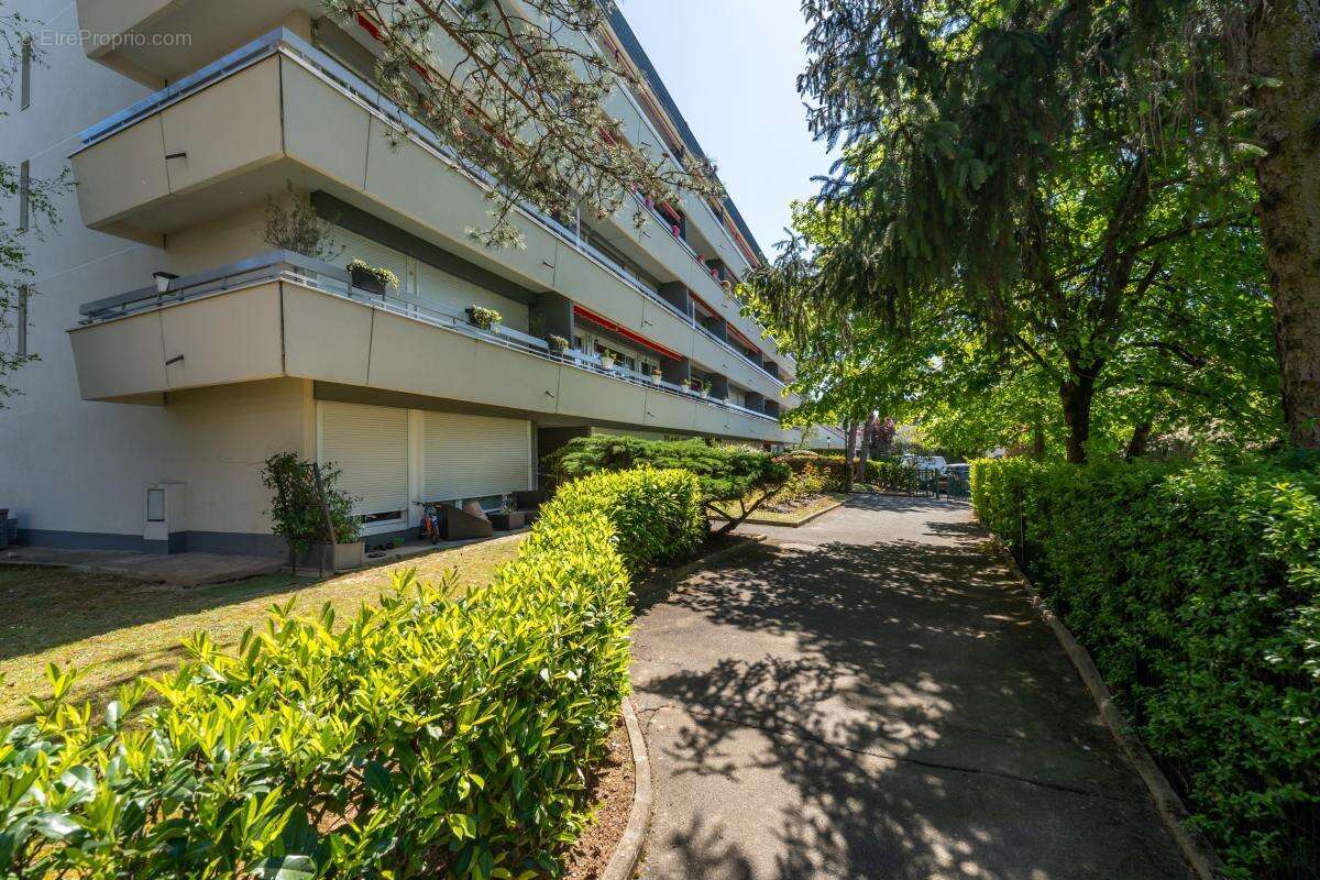 Appartement à THIAIS