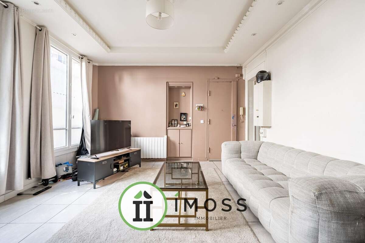 Appartement à PARIS-18E