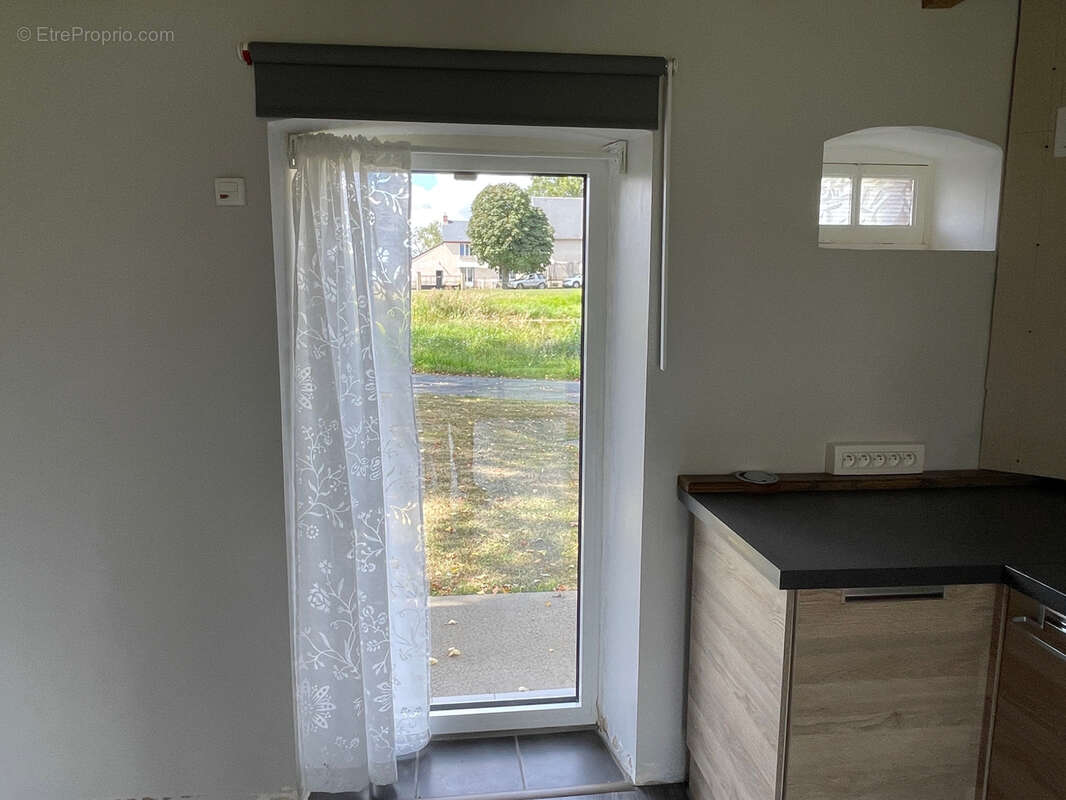 Maison à SAINT-MARCEL-EN-MARCILLAT