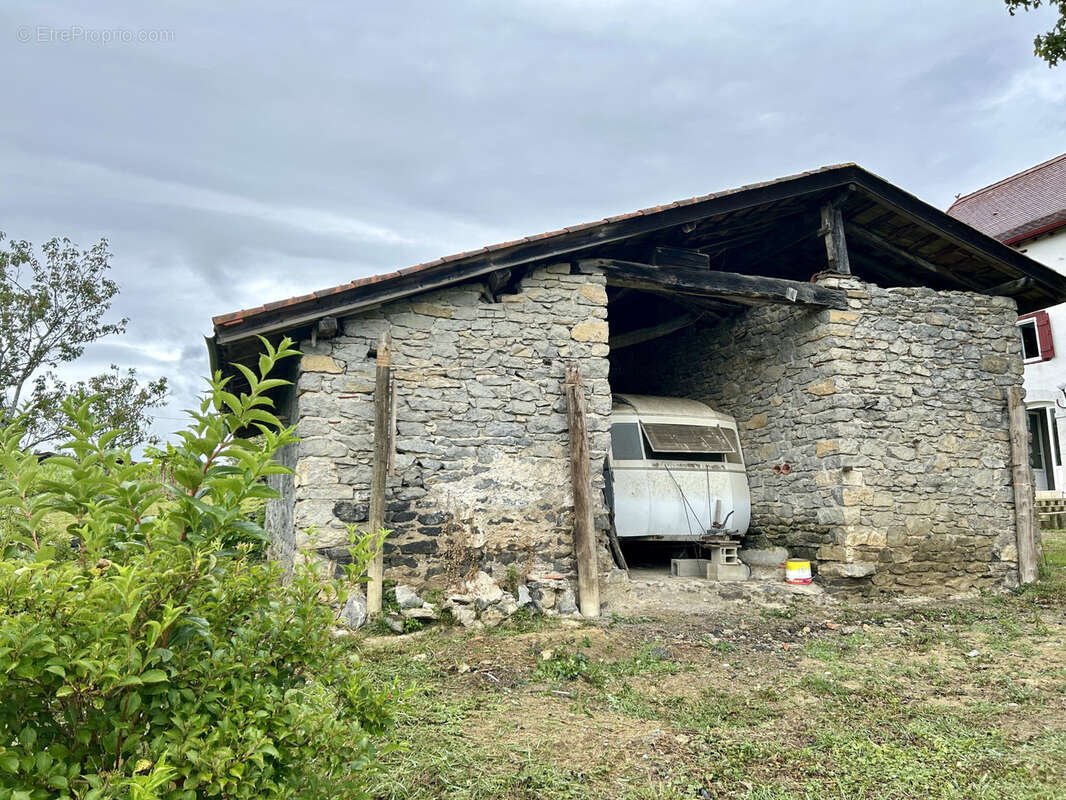 Appartement à DOMEZAIN-BERRAUTE