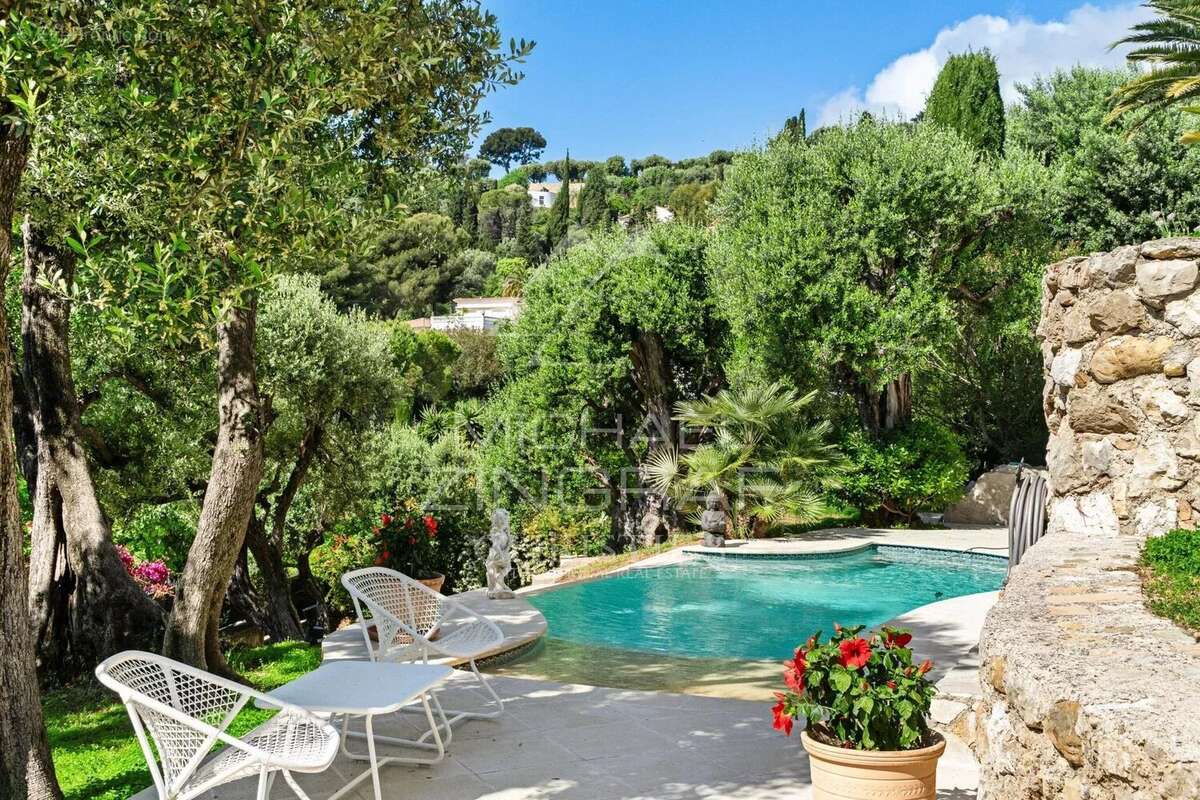 Maison à ROQUEBRUNE-CAP-MARTIN