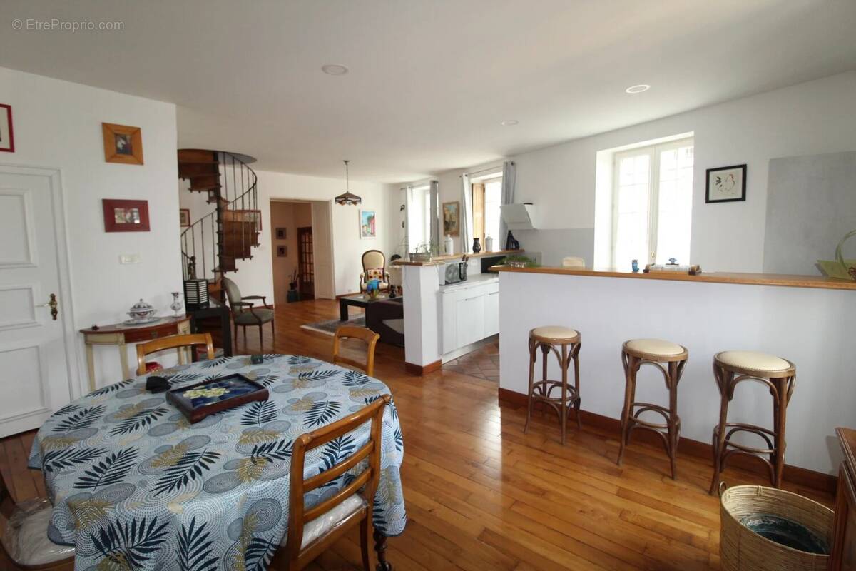 Appartement à CHALON-SUR-SAONE