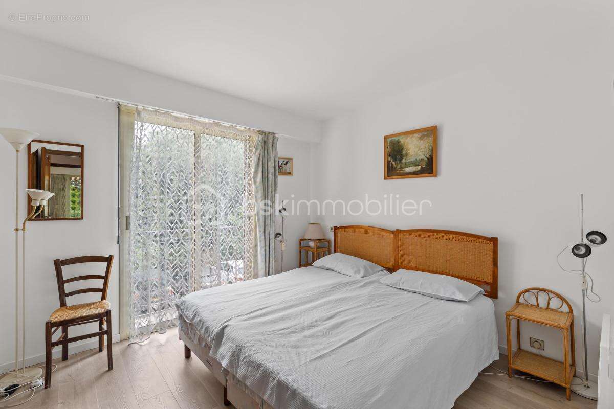 Appartement à VENCE