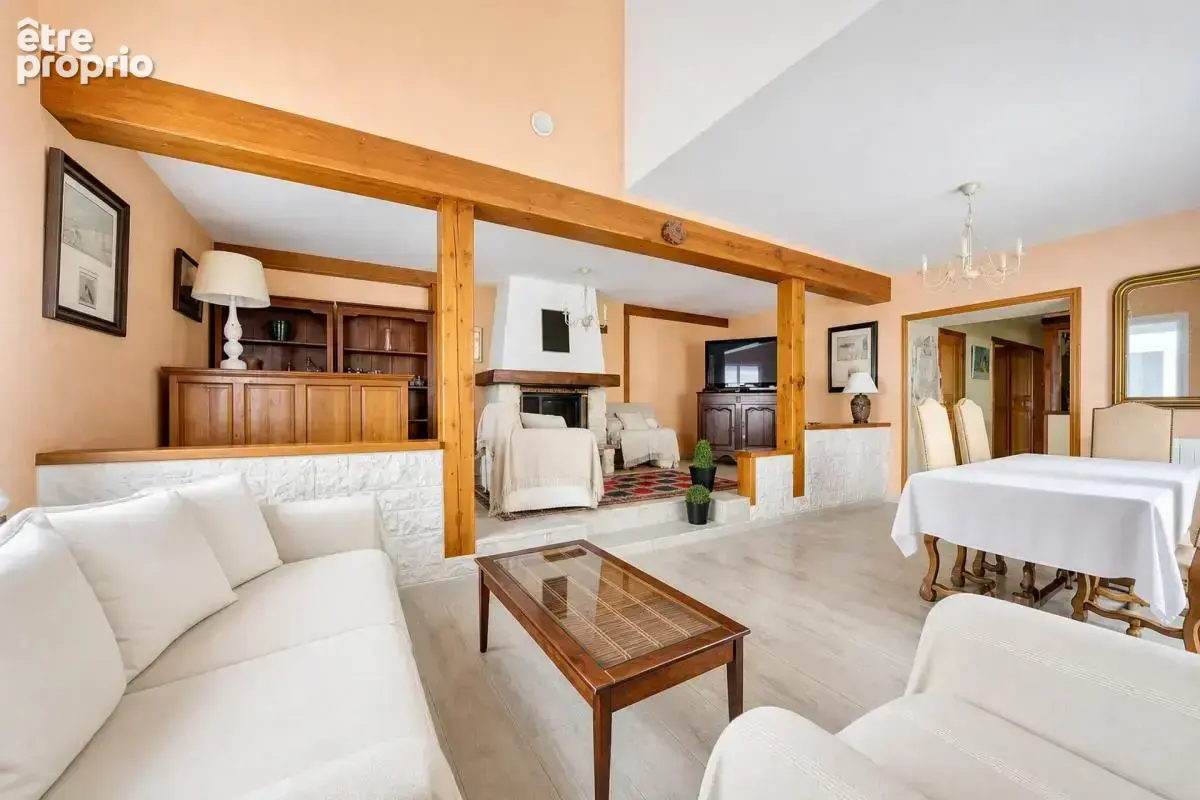 Maison d'exception de 307 m² avec piscine - photo 4