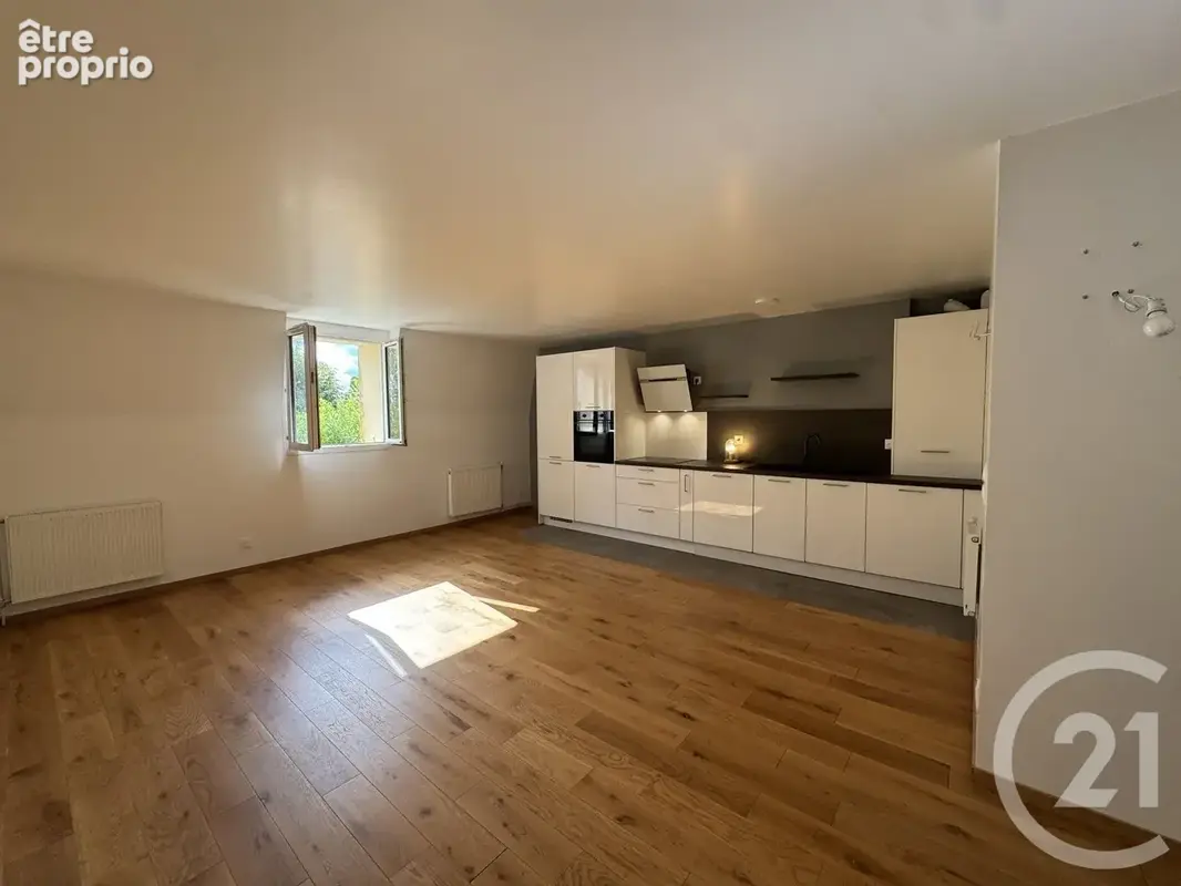 Appartement 2 pièces 61 m² à vendre à Fontainebleau (77300) - photo 3