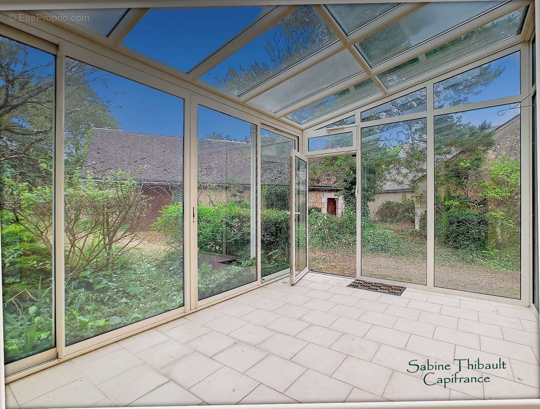 Dpt Indre et Loire (37), à vendre MARCILLY-SUR-MAULNE, maison 7 pièces 173 m2 - Terrain clos - photo 8