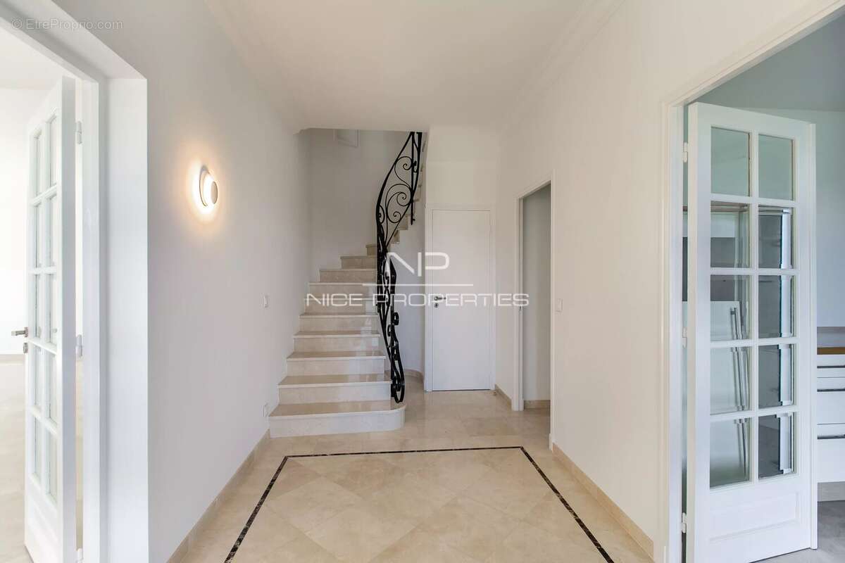 Maison à ANTIBES
