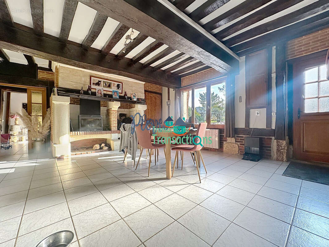 Maison à LILLEBONNE