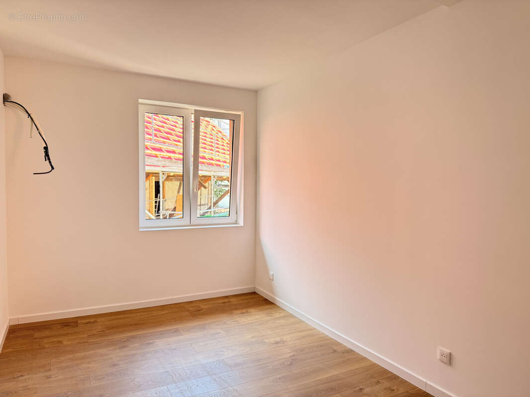 Hoerdt, Beau F3 de 76m2 + 45m2 de combles. - photo 3