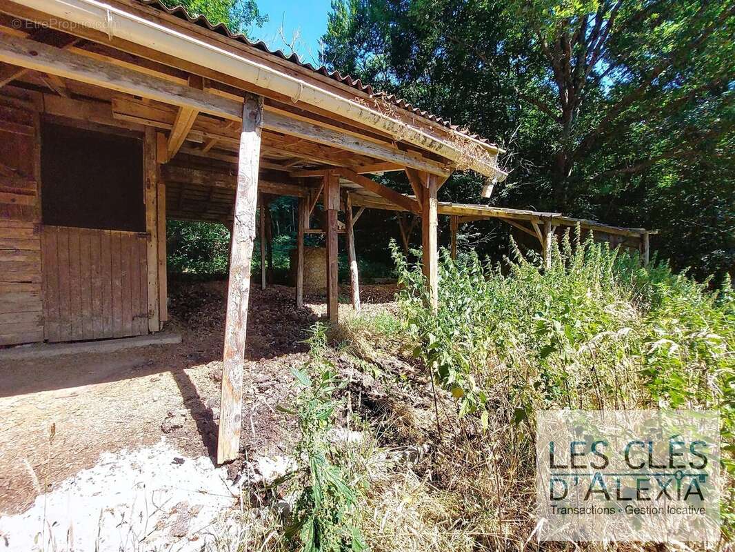 Maison à LES COTES-D'AREY