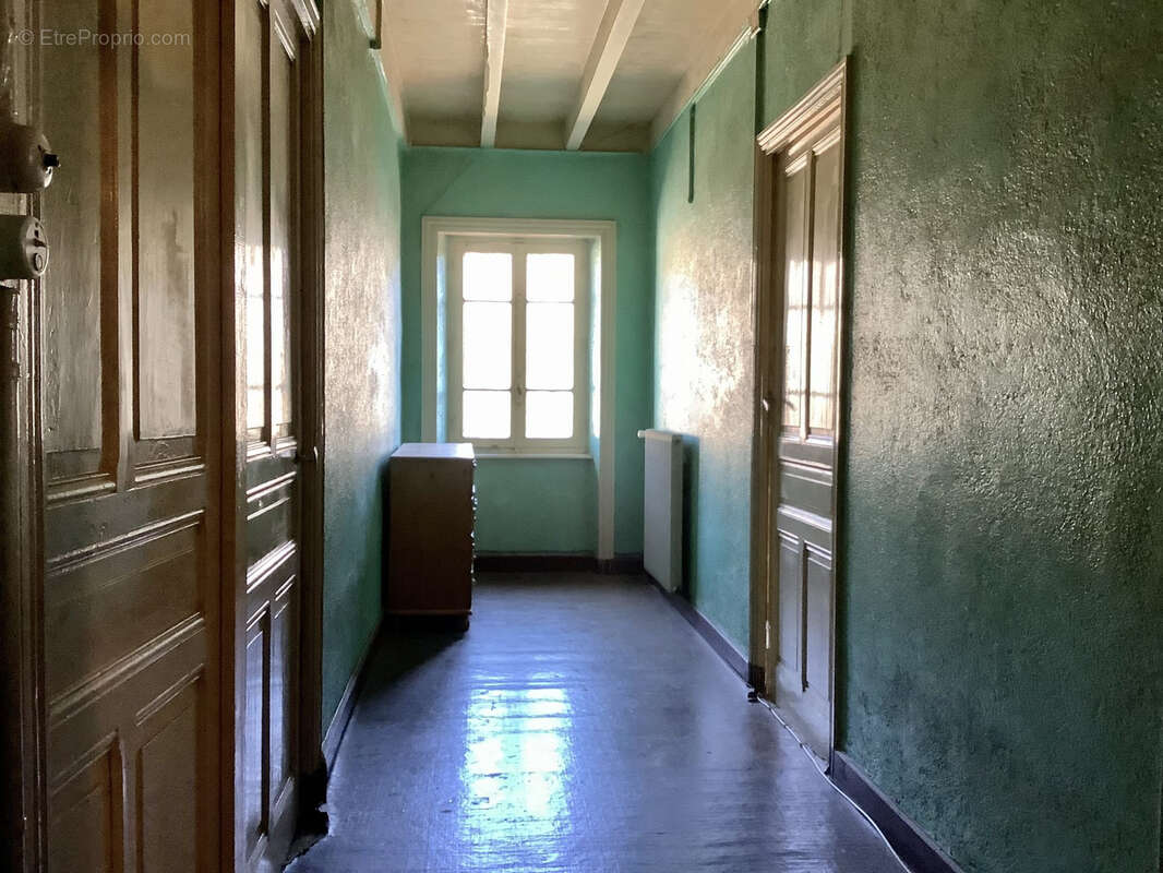 Maison à AUGEROLLES
