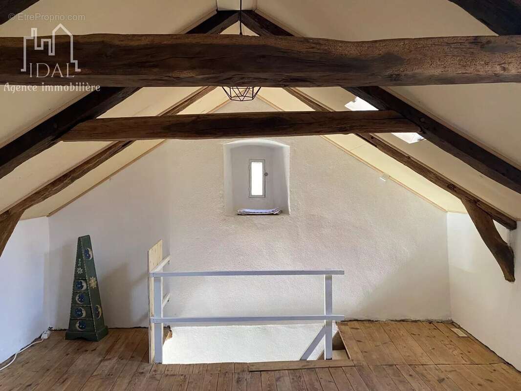 Maison à SEVERAC-LE-CHATEAU