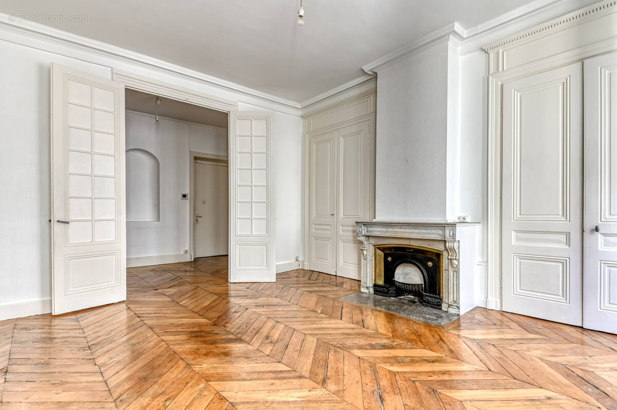 Appartement à LYON-1E