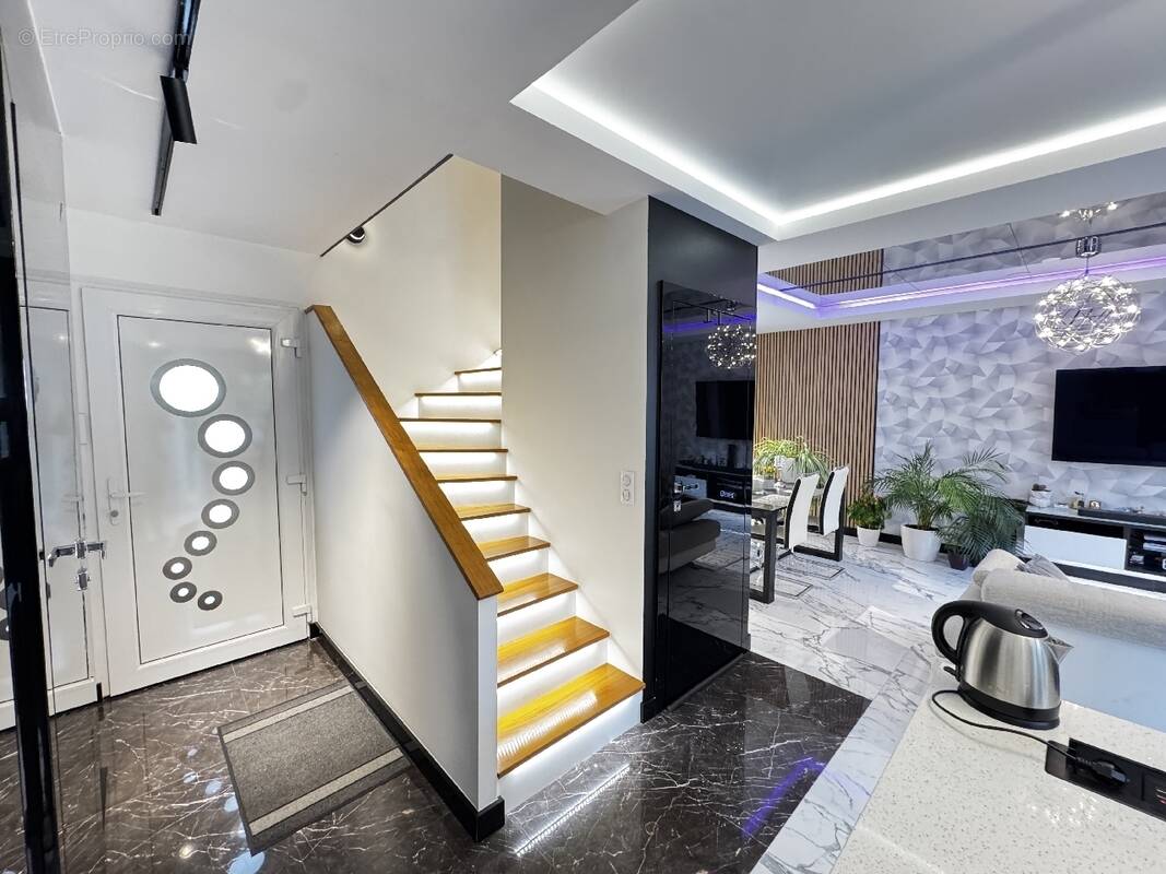 Maison à CHAMPIGNY-SUR-MARNE