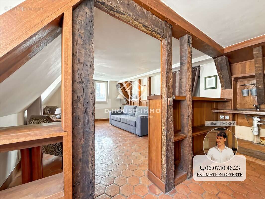 Appartement à PARIS-4E