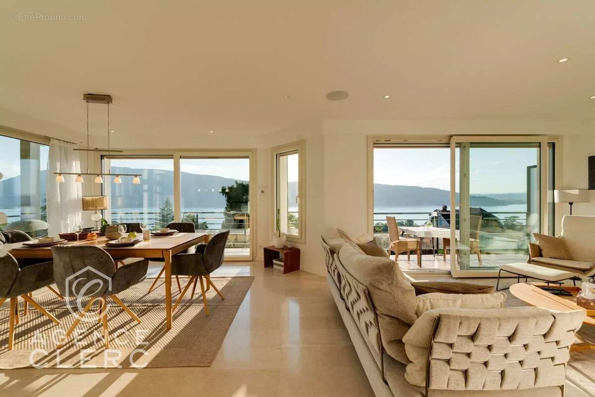 Maison à VEYRIER-DU-LAC