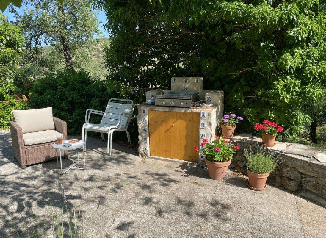 Maison à ESPARRON-DE-VERDON