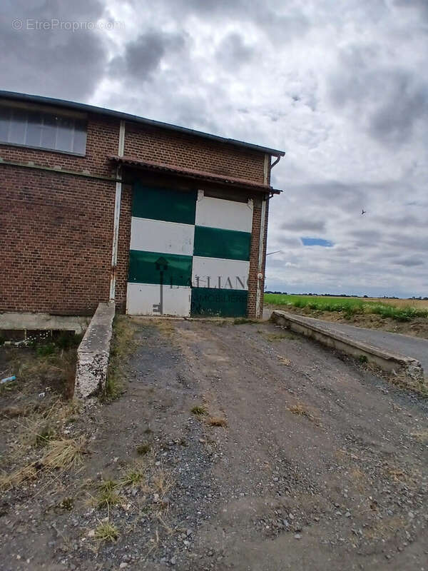 Maison à VAULX-VRAUCOURT