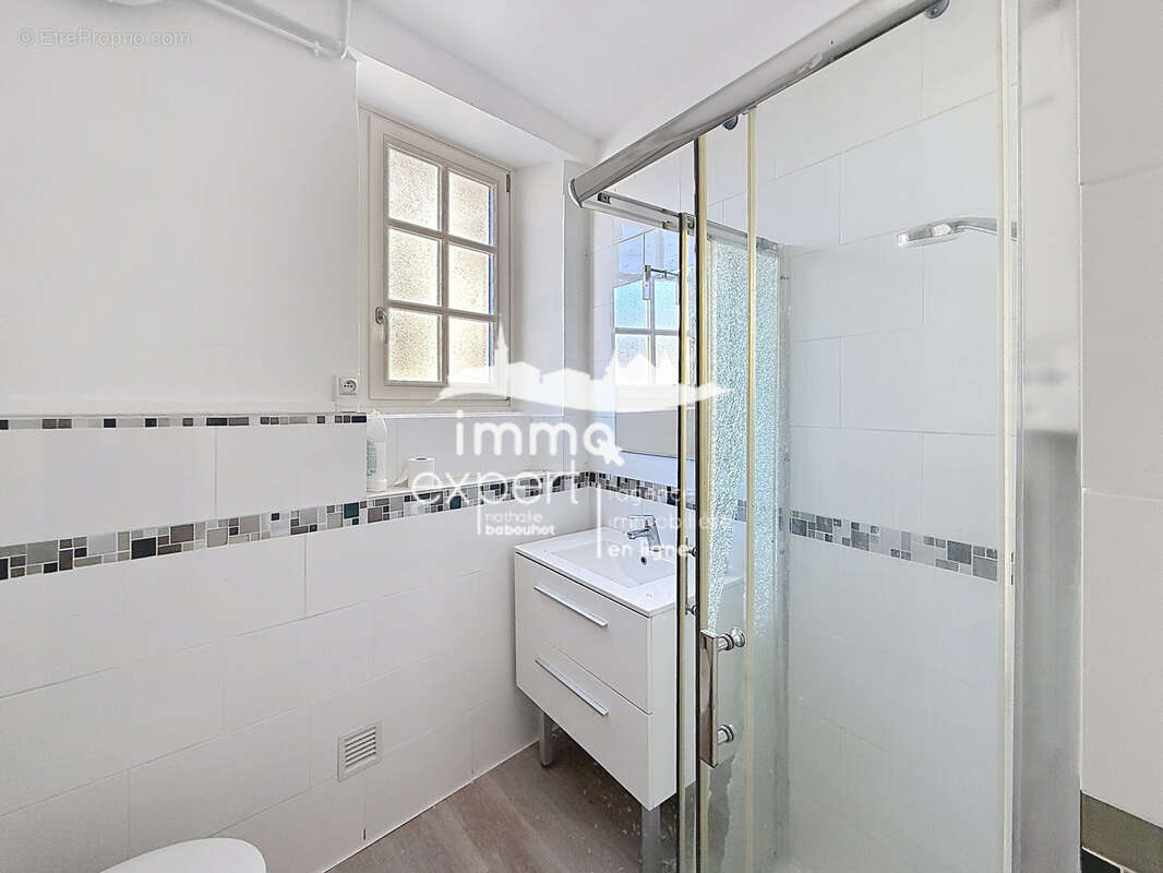 Appartement à MIRECOURT