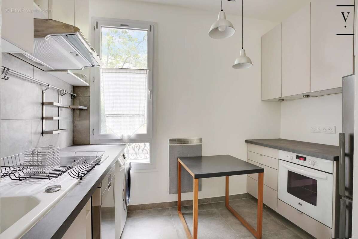 Appartement à PARIS-20E