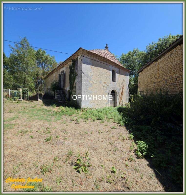 moulin à rénover avec dépendances et plus de 1,5 ha de terrain - photo 9