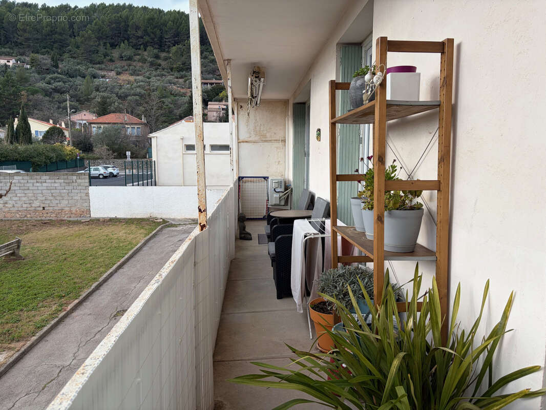 Appartement à CUERS