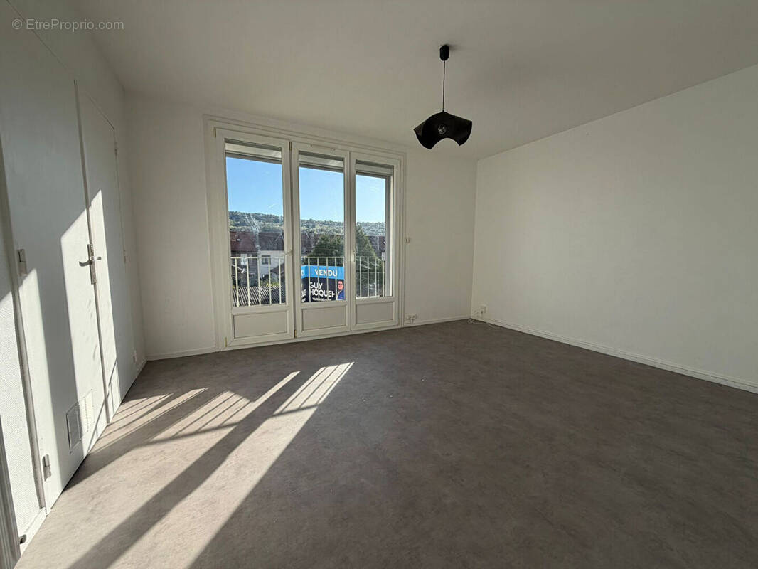 Appartement à NEUVES-MAISONS