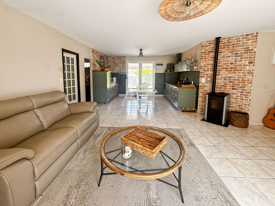Belle maison de plain-pied avec 4 chambres, Jardin Clos - photo 2