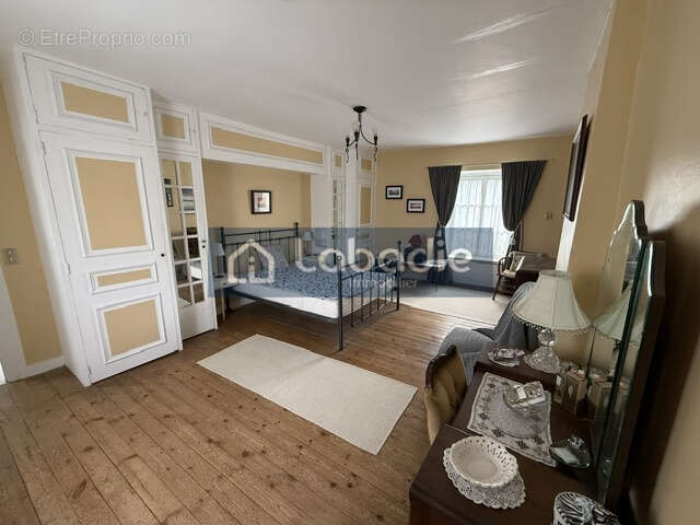 Maison d'habitation en pierre,  dans la bourg de Landelles et Coupigny - photo 17