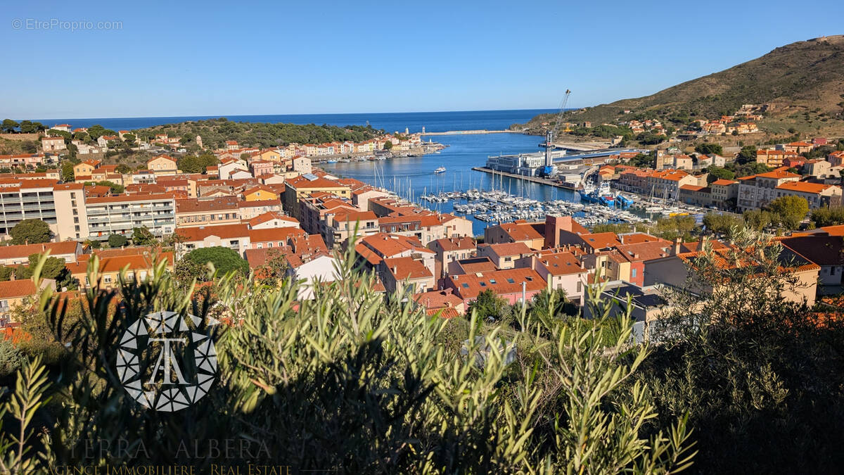 Terrain à PORT-VENDRES