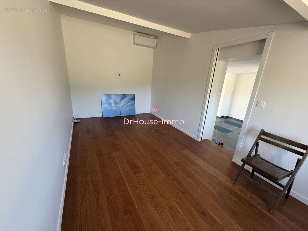 Commerce 124 m² à Grez-Sur-Loing  - photo 8