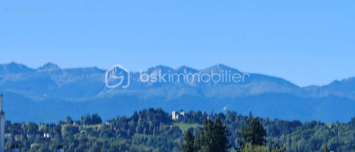 Appartement à BILLERE